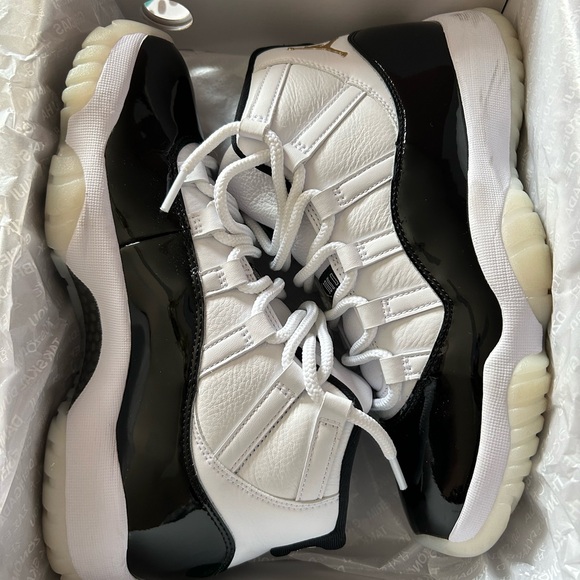 Jordan 11 Gratitude - Picture 13 of 14